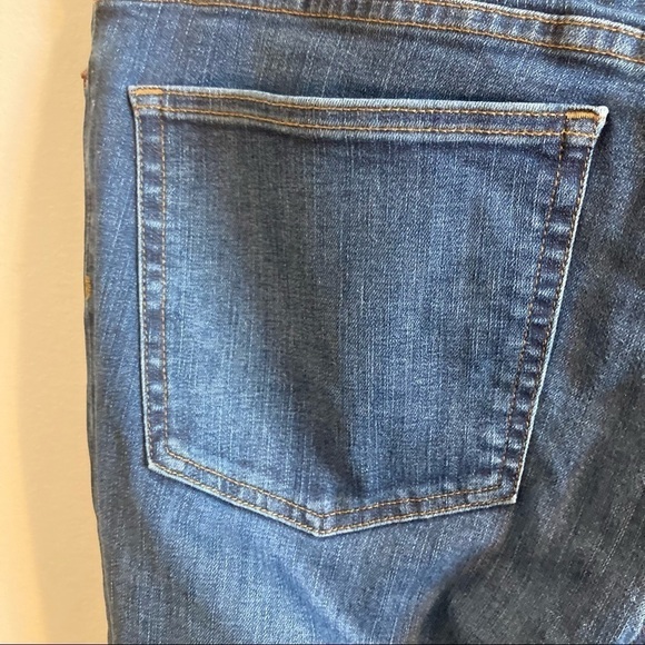 J CREW Sz  32 Curvy Toothpick Medium Wash Jeans - Picture 3 of 13